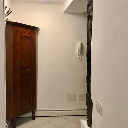 Storico Ombelico Di Parme