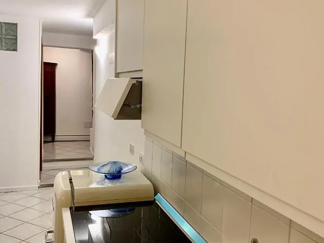 Apartment Storico Ombelico Di Parma